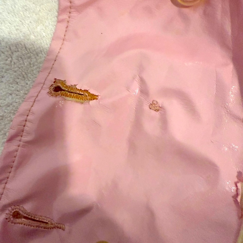 Gucci Shiny Pink Kids Raincoat Sz 3-6 mos - Picture 5 of 6